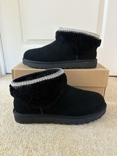 UGG Classic Ultra Mini Maxi Curly Women’s - Black - UK Size 9 - BNIB - RRP £155