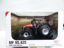 UNIVESAL HOBBIES MASSEY  FERGUSON  9S-425  4WD TRACTOR  DUEL WHEELS  1/32 SCALE