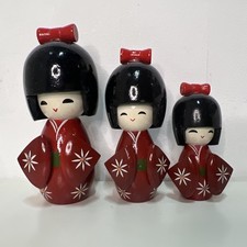 Bundle Japanese Kokeshi Dolls 3x Wooden Geisha Style Figurines Handpainted Red 