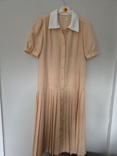 Windsmoor Women's Vintage Dress Peach, Size 10.
