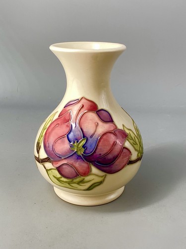 Moorcroft 1996 pink - moorcroft,
