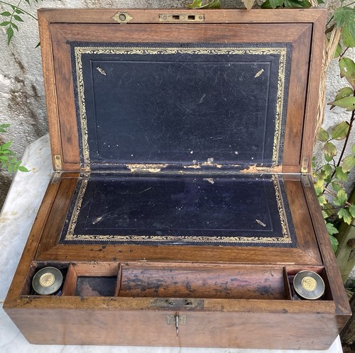 Antique 19thc walnut writing - 19thc.,