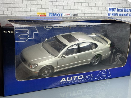 Boxed autoart 1998 - *boxed*,