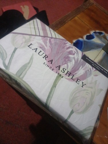 Laura ashley gosford grape - laura,