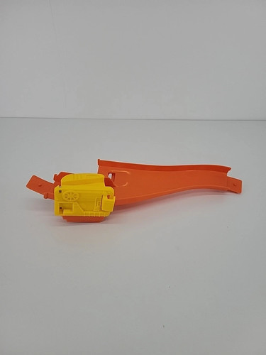 Hot wheels spin storm track - hot,