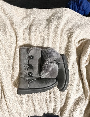 Ugg bailey button - button, triplet