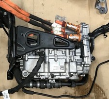 MERCEDES HYBRID BATTERY CHARGER A1770072899 B6