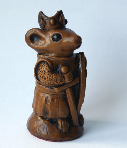 Church mouse ornament king - mouse,