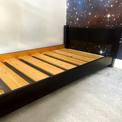 Warren evan single bed - evan’s,