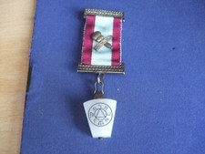 NICE VINTAGE MASONIC MARK MASTER MASONS BREAST JEWEL. .(A18)