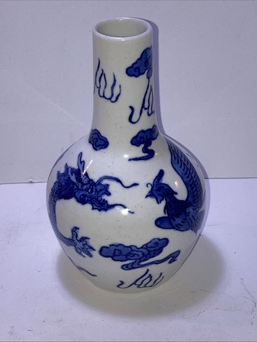 Vintage chinese blue - &, white