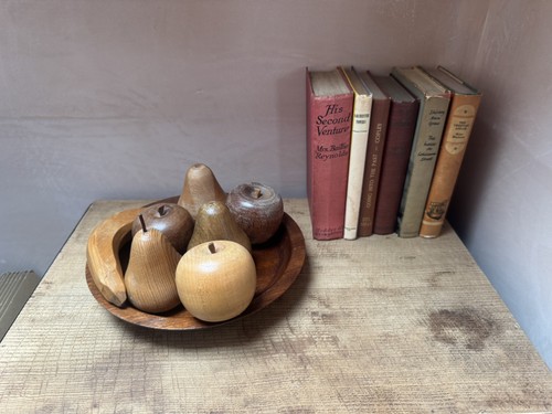 Vintage wooden fruit - wooden, bowl