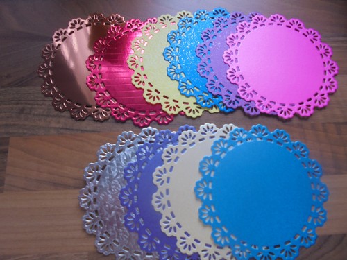 Large round assorted - x,