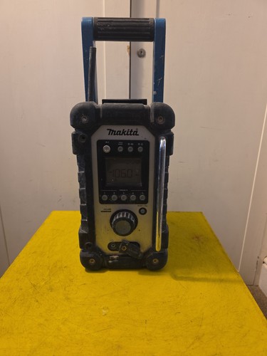 Makita dmr102 site - makita,