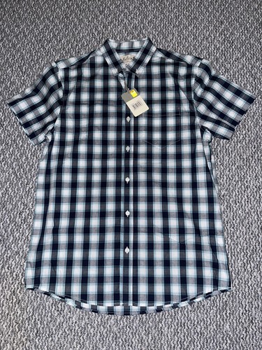 Nwt mens onfire shirt - nwt,