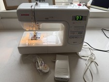 JANOME  SEWING MACHINE 8077