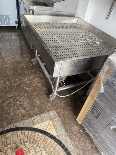 Fish display fridge - ,
