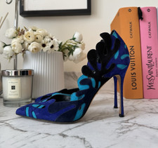 £650 Auth Sergio Rossi Suede