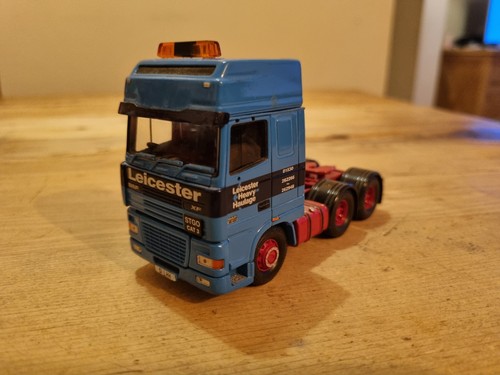 Corgi modern truck tractor - corgi,