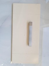 Howdens Burford cream shaker