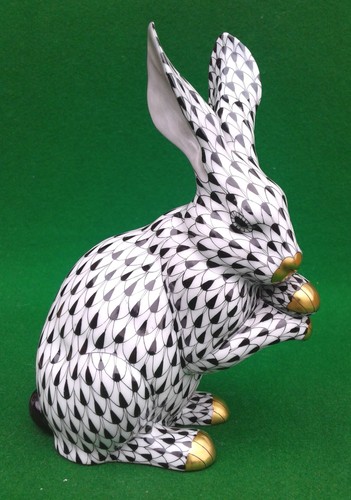 Herend rabbit with paws - rabbit,
