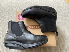 Women’s MBT Kisiwa Chelsea Black Leather Boots. Size 3.5/EUR36