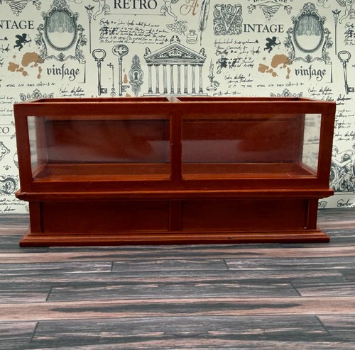 Dolls house miniature - dolls,