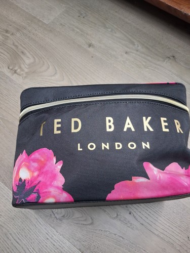 Large ted baker make - ted,