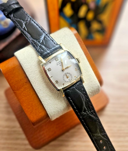 Elegant restored art deco