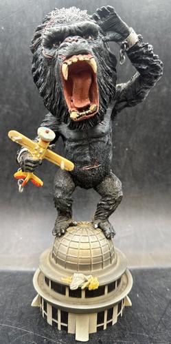 Neca king kong head knocker - kong,