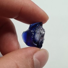 Royal blue sapphire rough - royal,