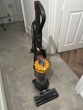 Dyson Upright Vacuum Cleaner DC40 Multi-Floor Carpet Cleaner  