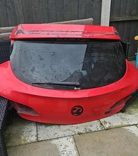 Tailgate Astra J Vxr . No Spoiler