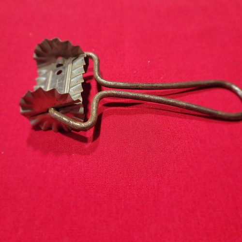 Vtg metal pasta pastry roller - vtg,