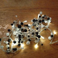 Premier Decorations Beaded Garlands, Christmas/Wedding String 20 Lights 1.8M