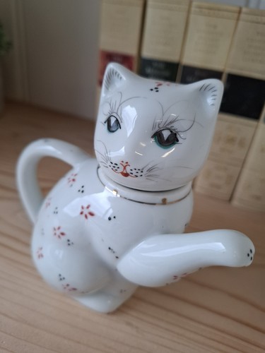 Vintage chinese lucky cat - chinese,