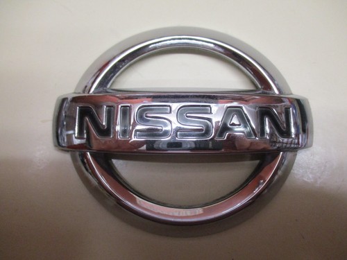 Nissan primera rear - nissan,