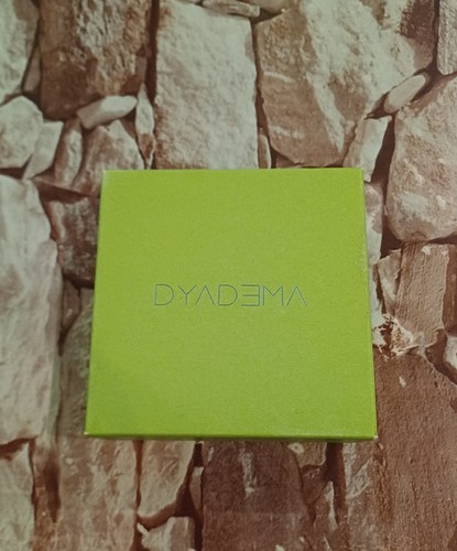 Dyadema green colour - colour, necklace