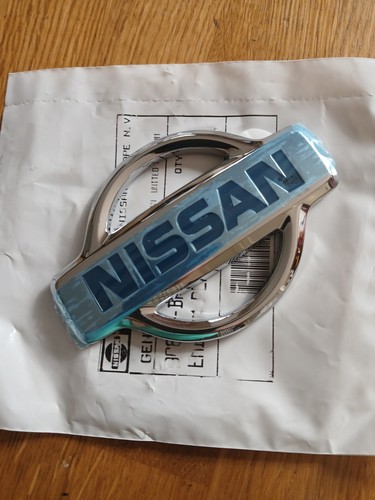 Nissan almera n16 - nissan, n16,tailgate