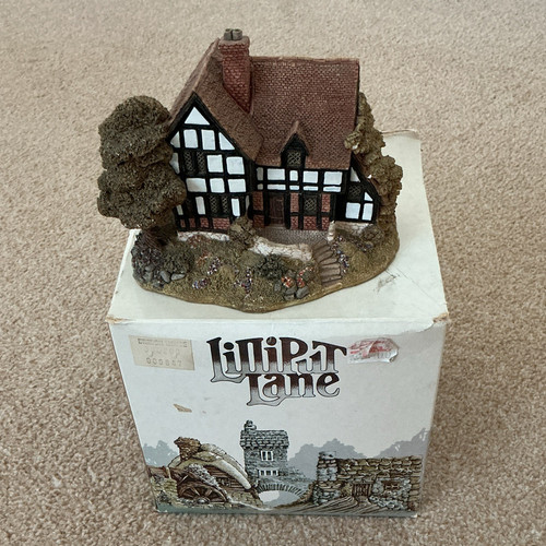 Lilliput lane bredon house - lilliput,