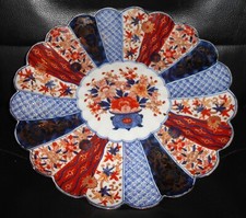 Large 12.5" (32cm) Antique Japanese Imari Porcelain Scalloped Edge Charger Plate
