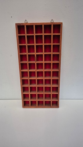 Vintage wooden thimble holder - wooden,