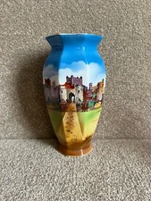 Vase - New Hall Henley Pottery - Tower of London & Beefeaters Scene