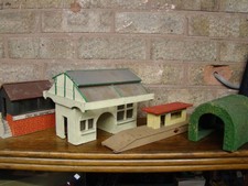 Vintage Wooden Buildings for OO Gauge
