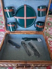 Wicker Picnic Hamper Basket  Set 4 Person