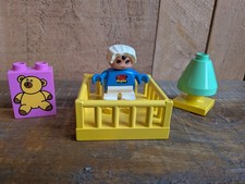 Duplo Baby Figure (6453) Playpen (2252) Teddybear Brick (4066)  Lamp (4375,4378)