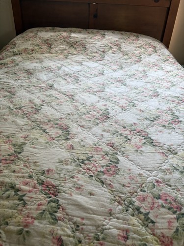 Laura ashley quilt cottage - ashley,