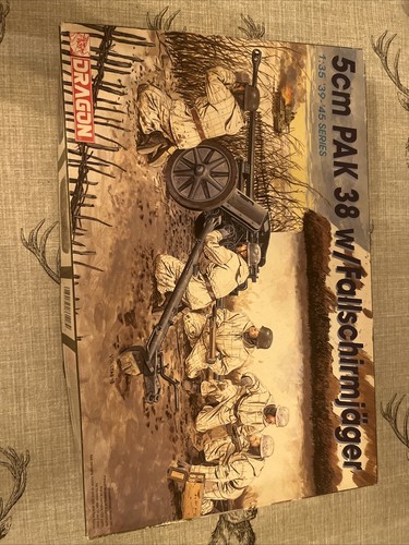 Dragon 6118 scale german - 6118,