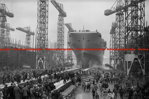 F008216 hms eagle - f008216,