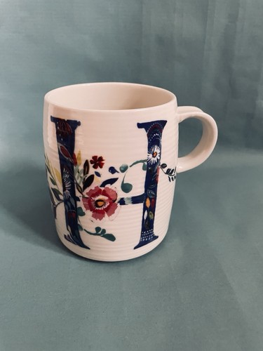 Anthropologie initial - anthropologie, “h”